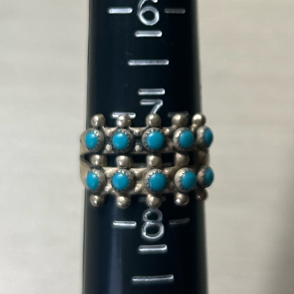 Vintage Native Snake Eye Turquoise Ring in Sterling Silver Size 7.5